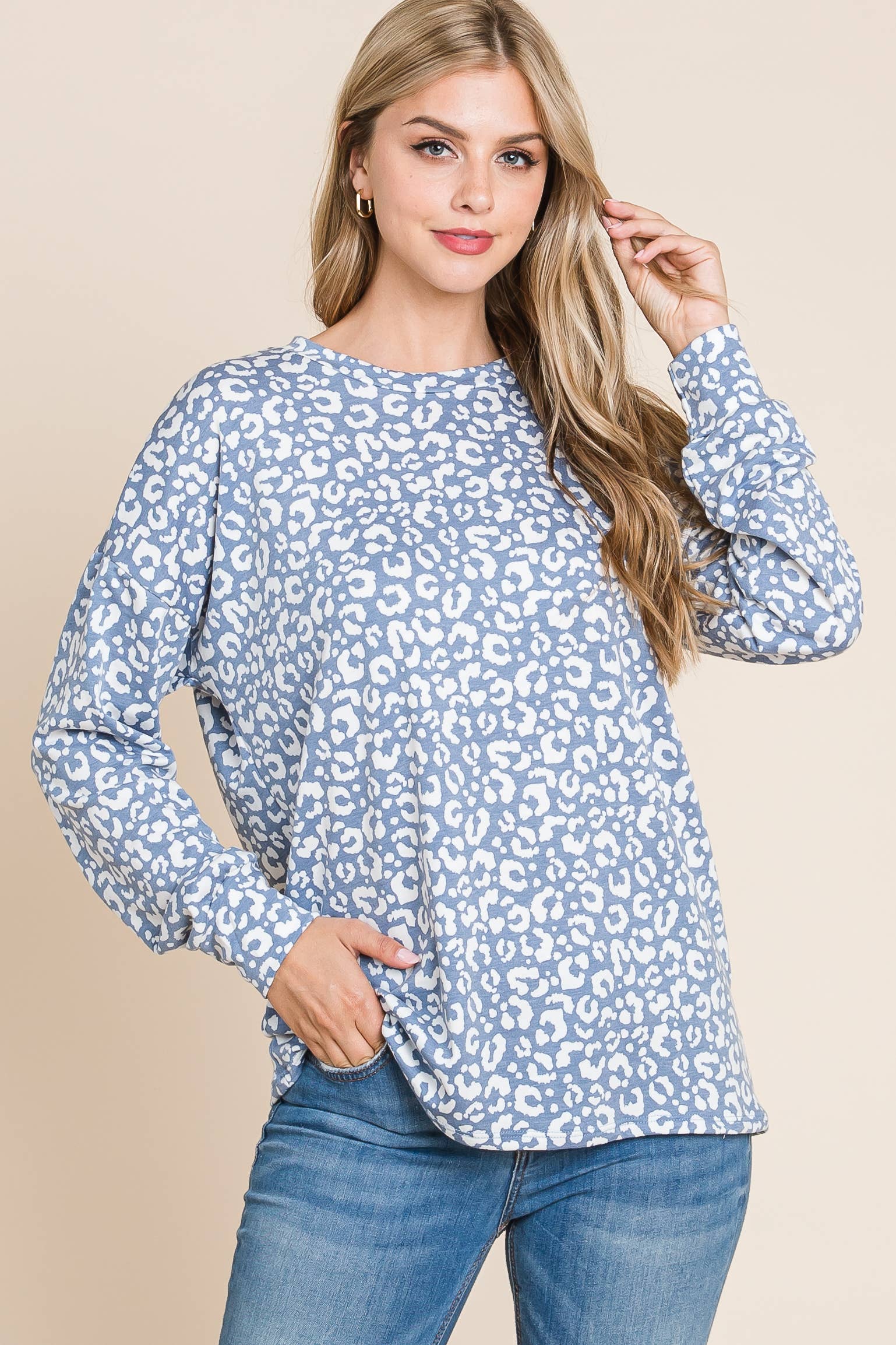 TL1450-LE ANIMAL PRINT LONG-SLEEVE TOP