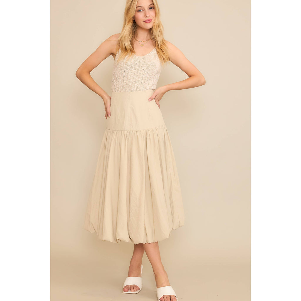 SOFT WOVEN SOLID BUBBLE BALLON MIDI SKIRT - Beige