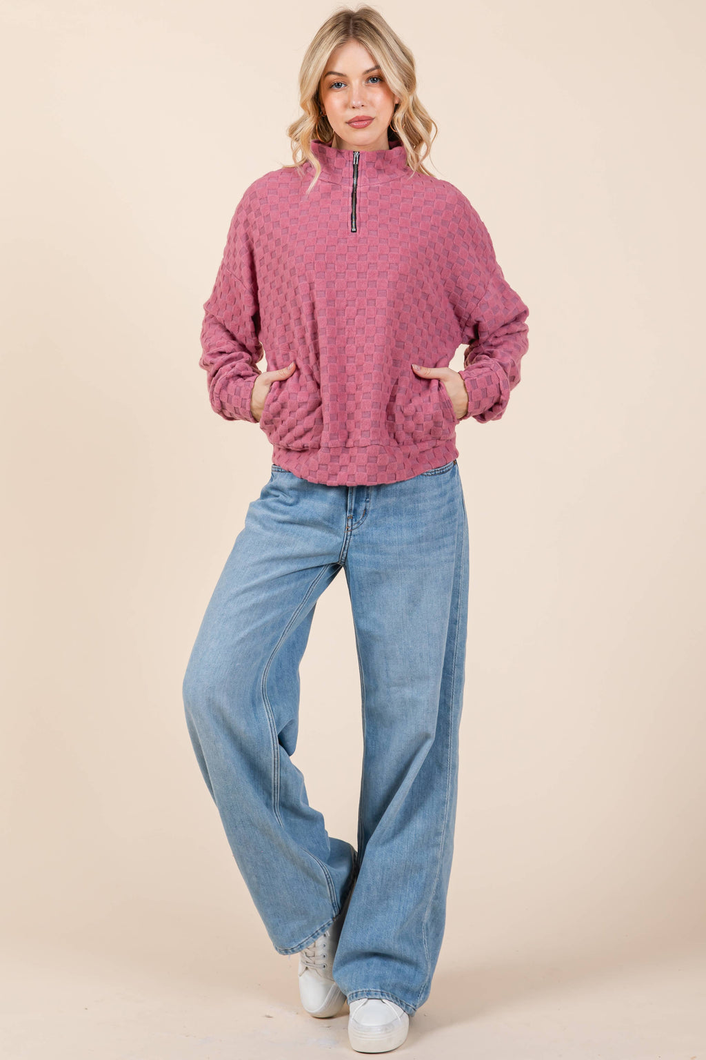 FUZZY CHECKERED 1/4 ZIP TOP
