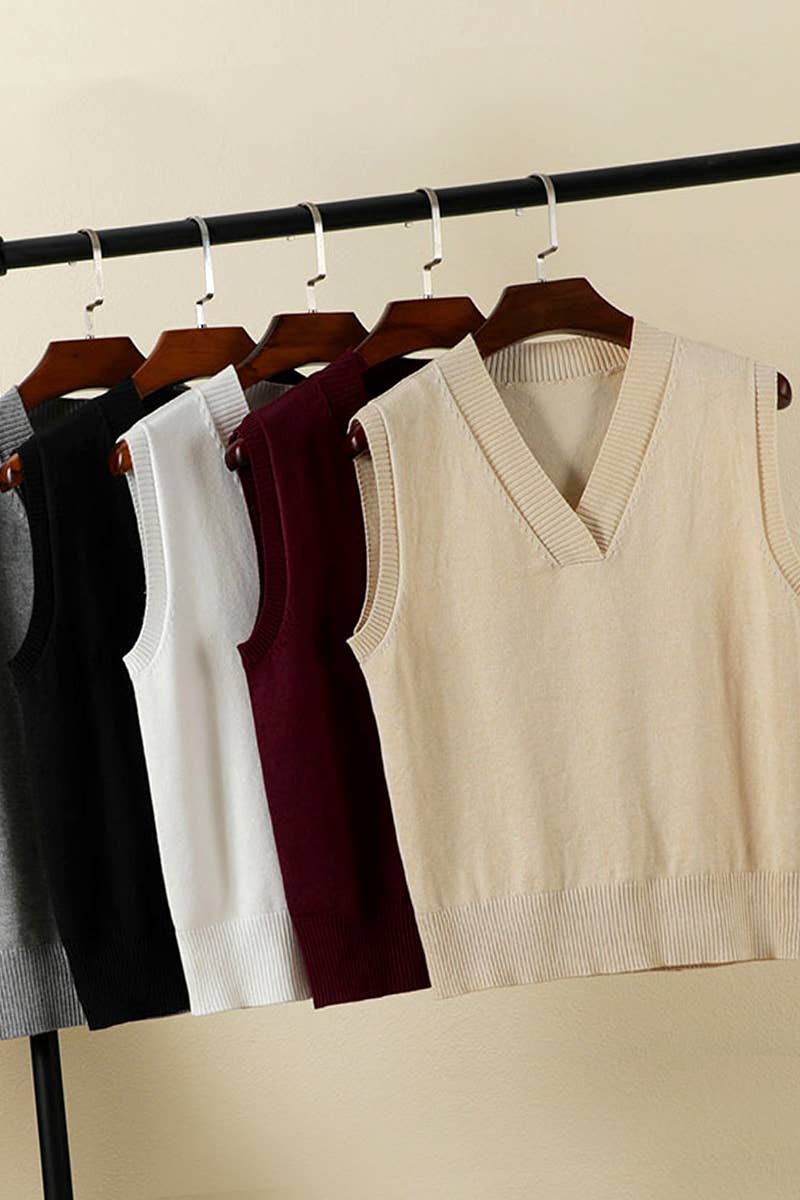 CWOSWSL0010  Simple Sleeveless V- Neck Pullover  Sweater