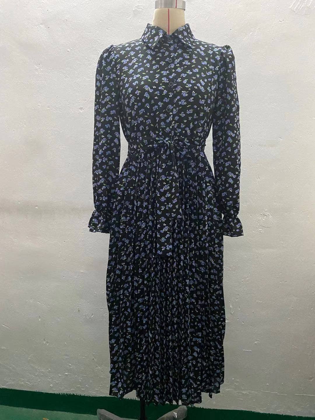 Fashionable pleated floral print long-sleeves dress