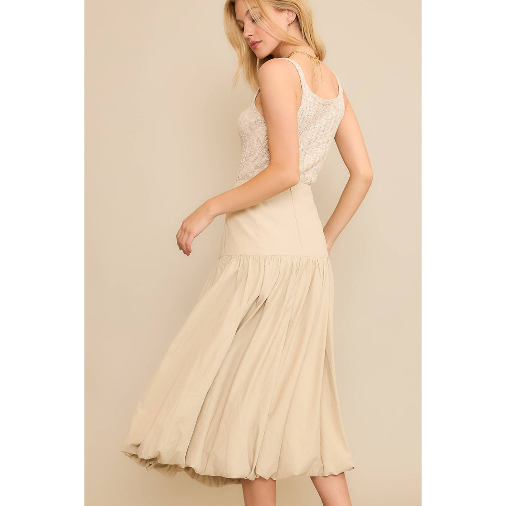 SOFT WOVEN SOLID BUBBLE BALLON MIDI SKIRT - Beige