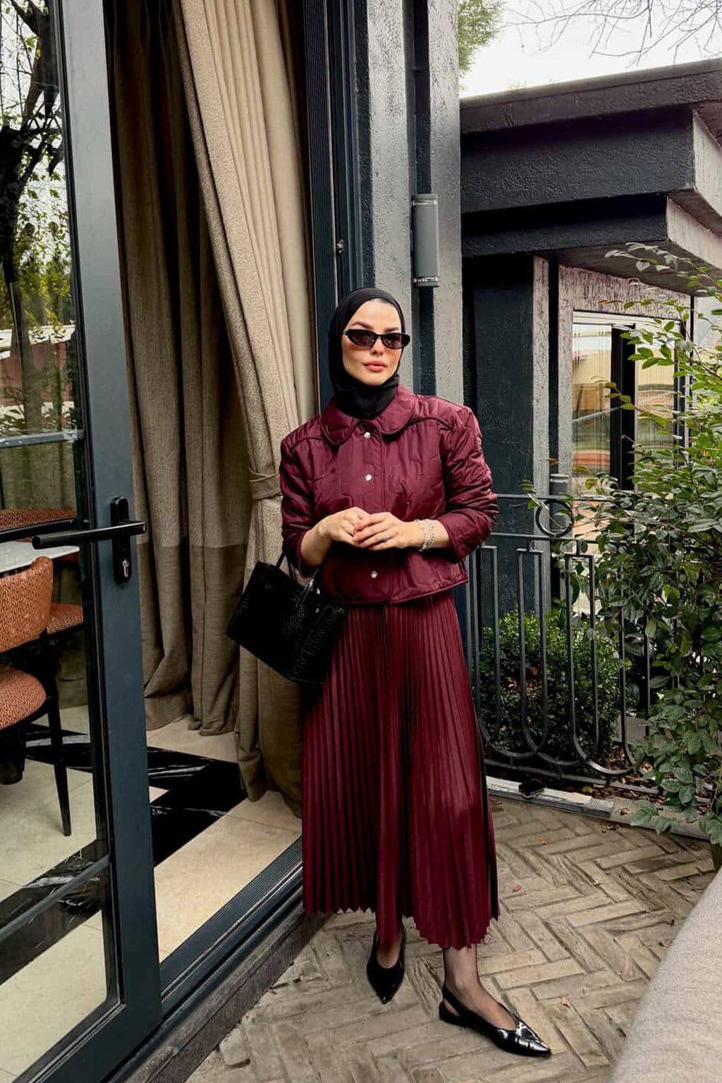 High-Waist Pleated Maxi Skirt – Elegant Flowy A-Line Skirt