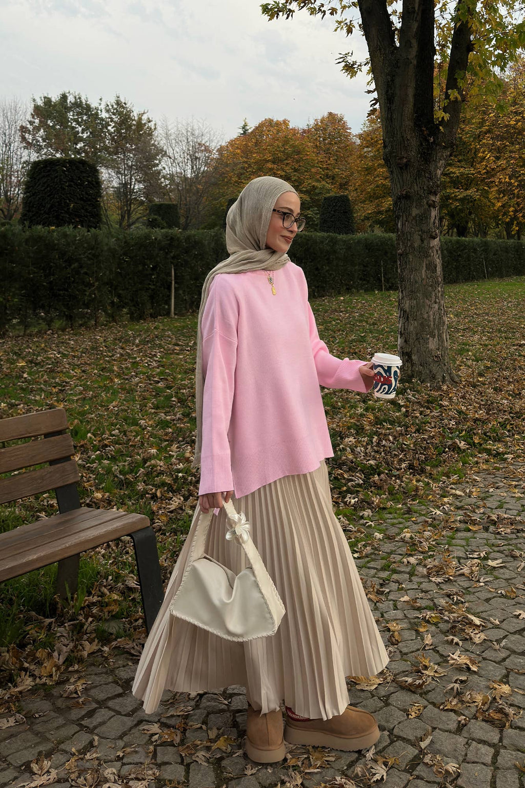 High-Waist Pleated Maxi Skirt – Elegant Flowy A-Line Skirt