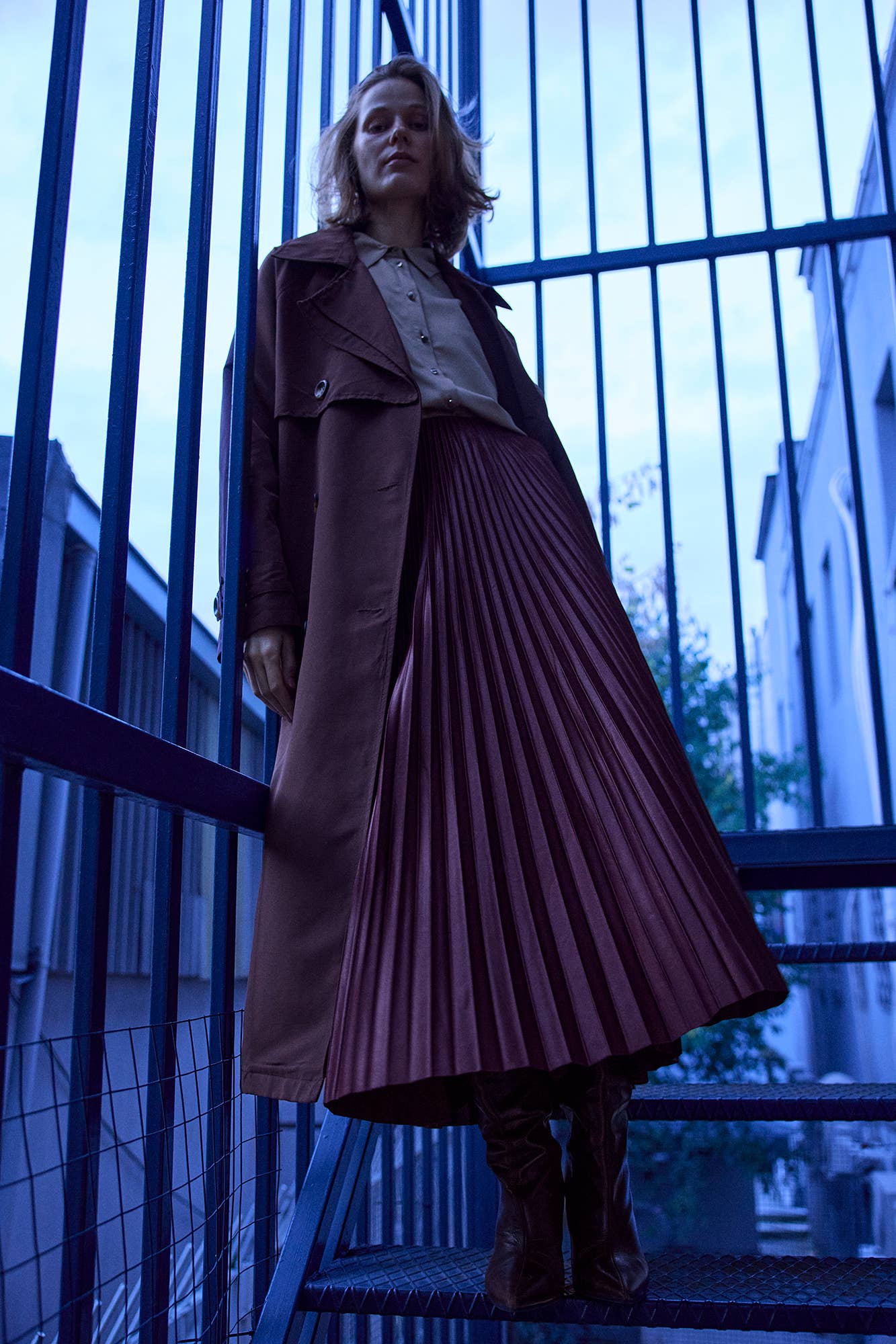 High-Waist Pleated Maxi Skirt – Elegant Flowy A-Line Skirt
