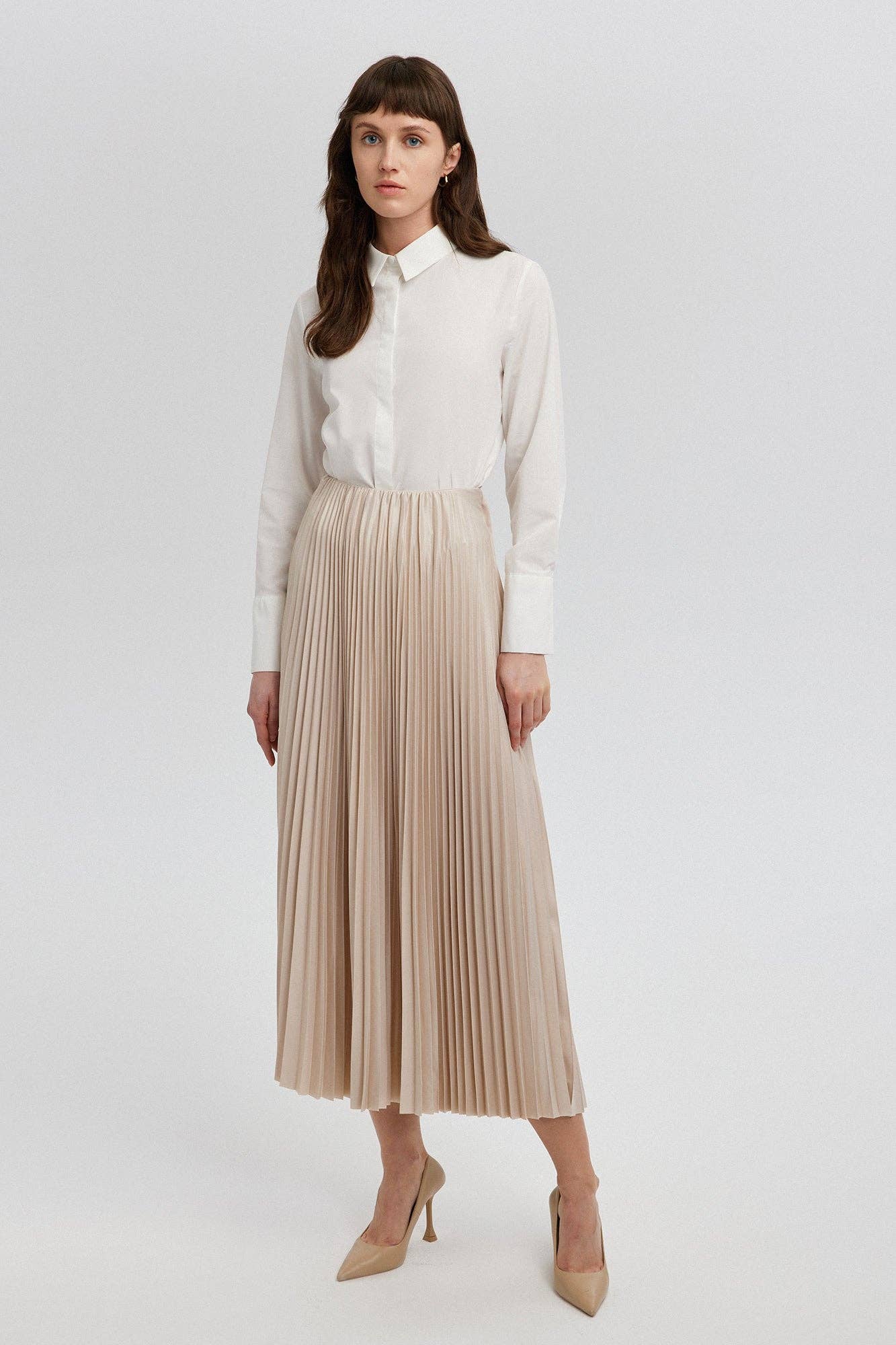 High-Waist Pleated Maxi Skirt – Elegant Flowy A-Line Skirt