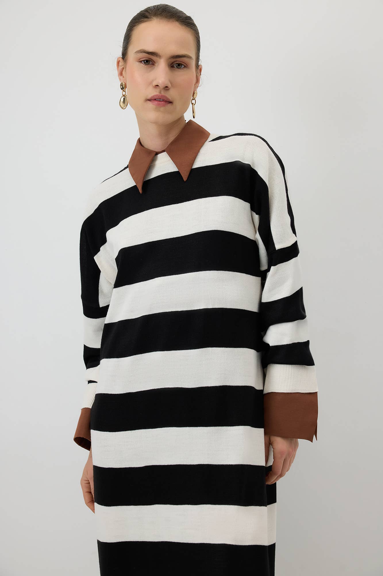 Bold Striped Oversized Maxi Knit Dress – Relaxed Modest