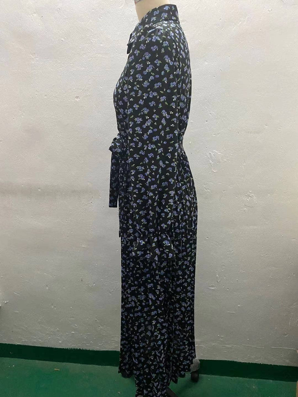 Fashionable pleated floral print long-sleeves dress