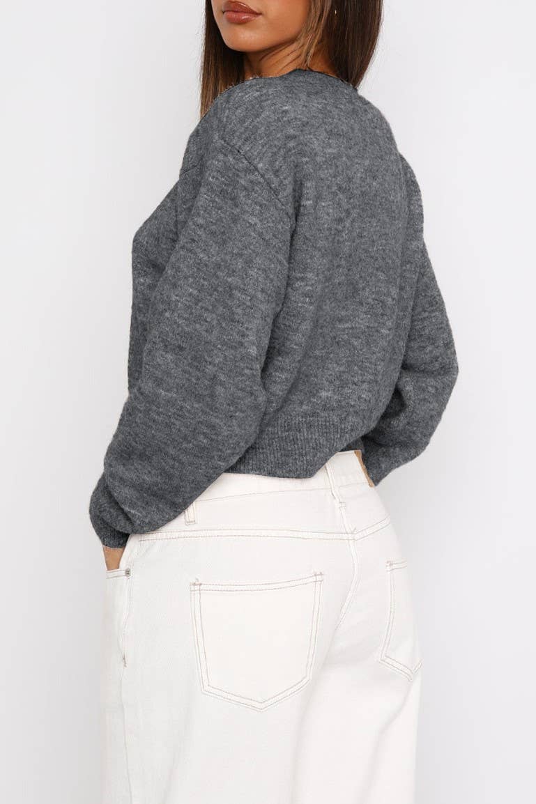 Plain R-neck button down knit cardigan