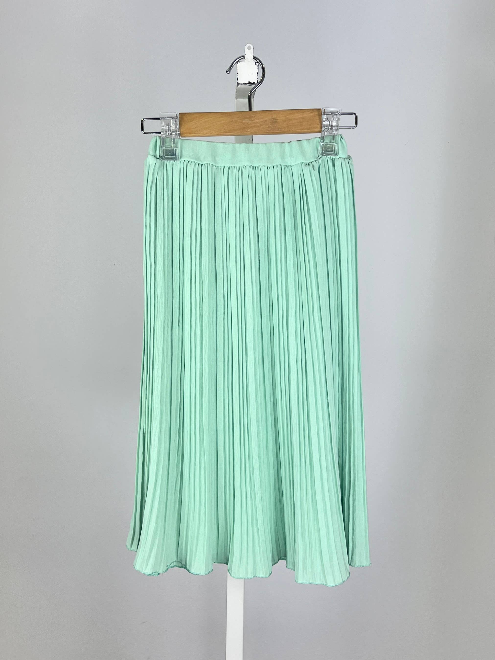 Long pleated skirt with elastic waistband for girls: Bleu ciel