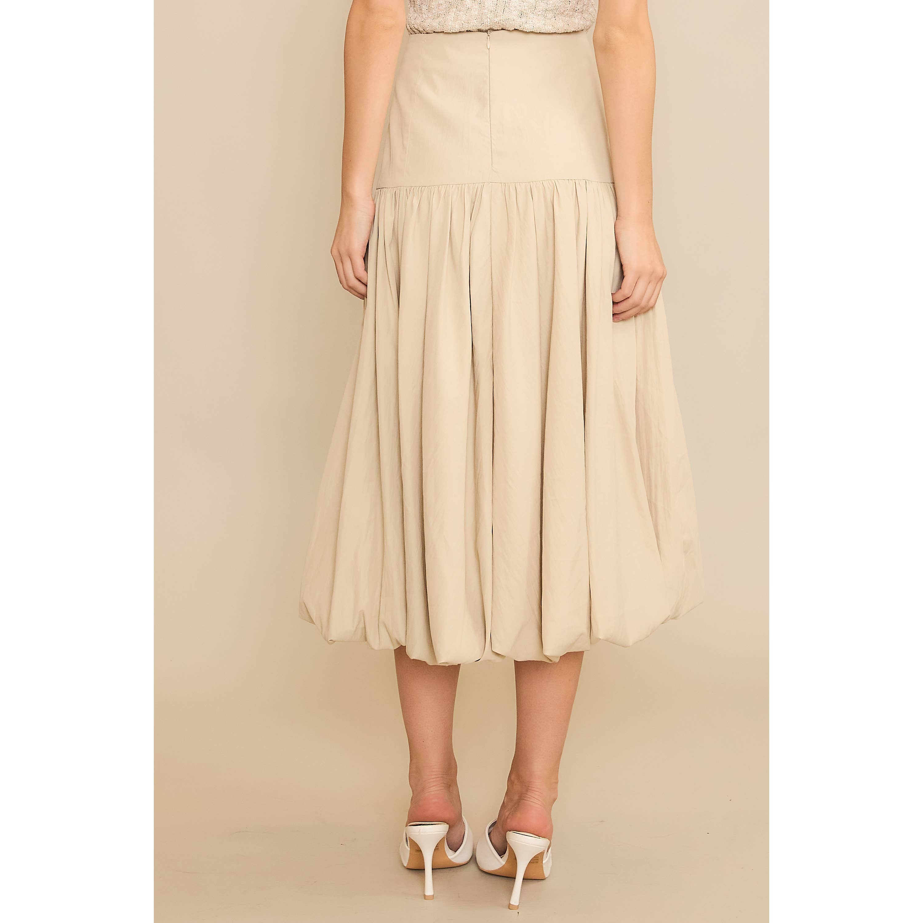 SOFT WOVEN SOLID BUBBLE BALLON MIDI SKIRT - Beige
