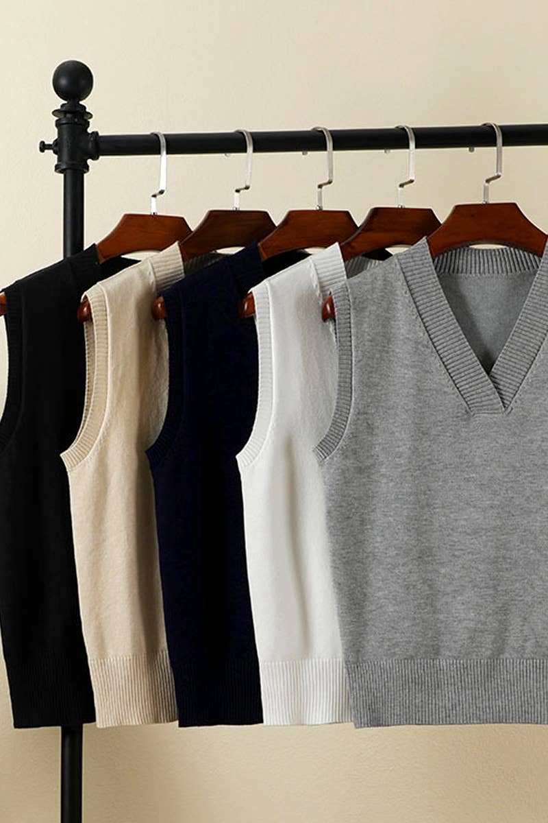 CWOSWSL0010  Simple Sleeveless V- Neck Pullover  Sweater