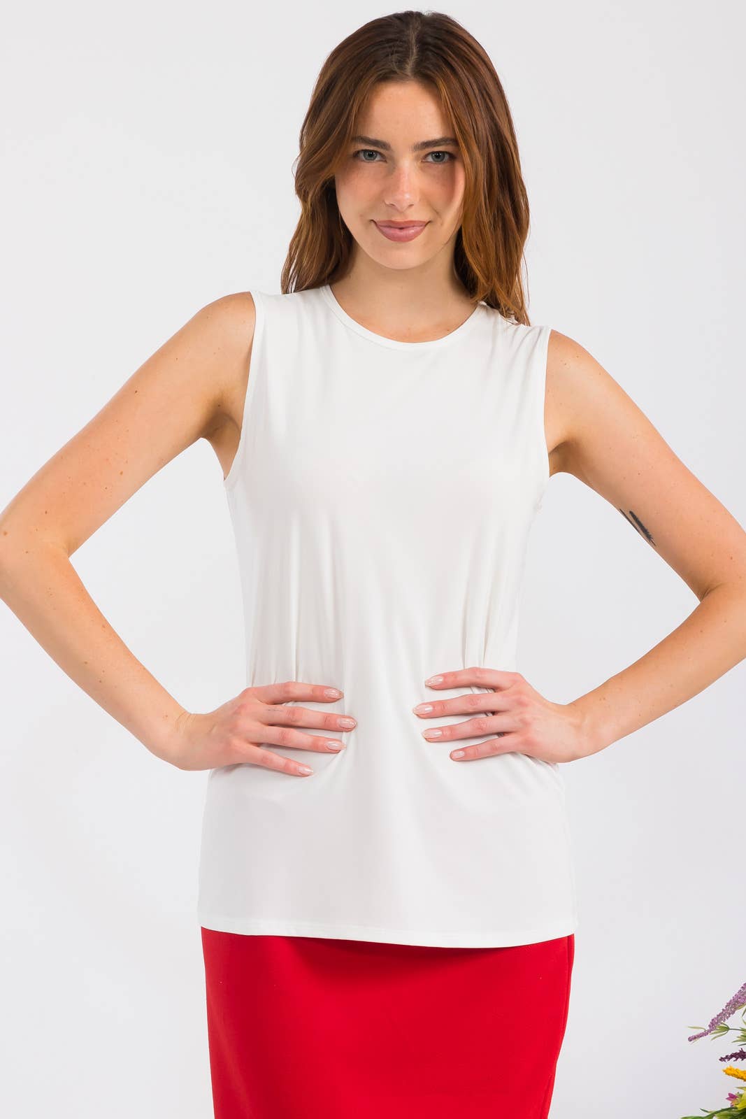 WOMEN'S MODEST WRINKLE- FREE LAYERING SLEEVELESS TOP