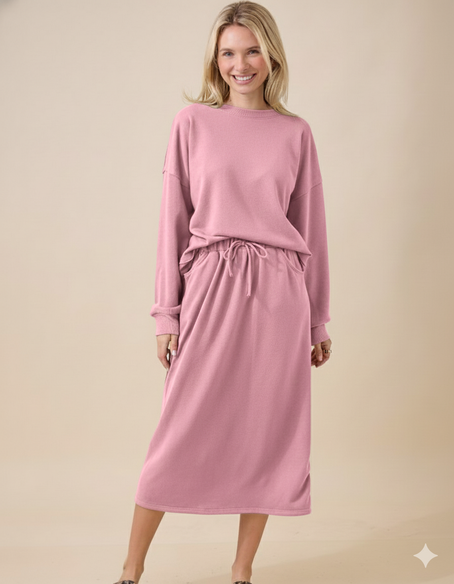 WOMEN'S SOLID SOFT KNIT SKIRT WITH POCKETS-PART OF SET