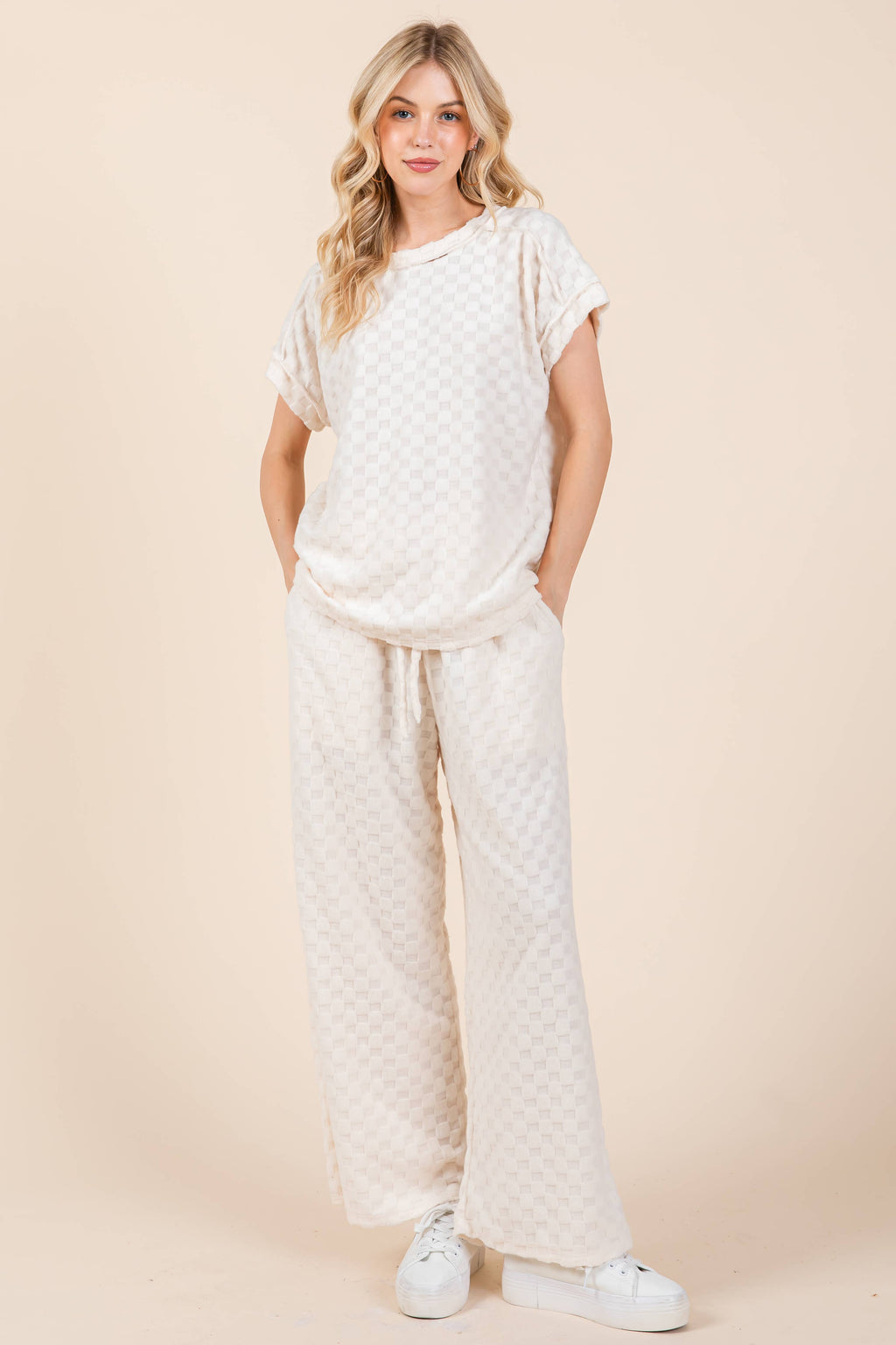 FUZZY CHECKERED 1/4 ZIP TOP