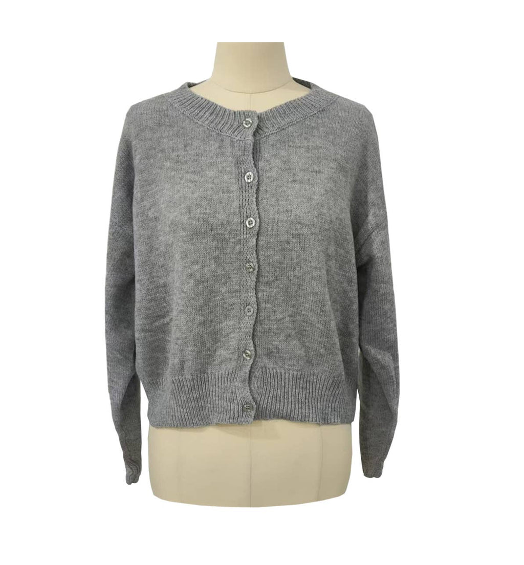 Plain R-neck button down knit cardigan