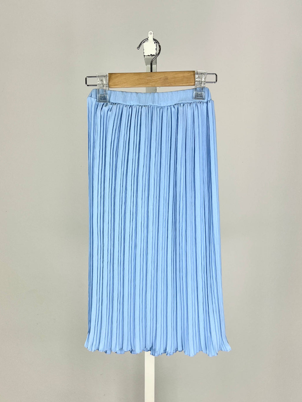 Long pleated skirt with elastic waistband for girls: Bleu ciel