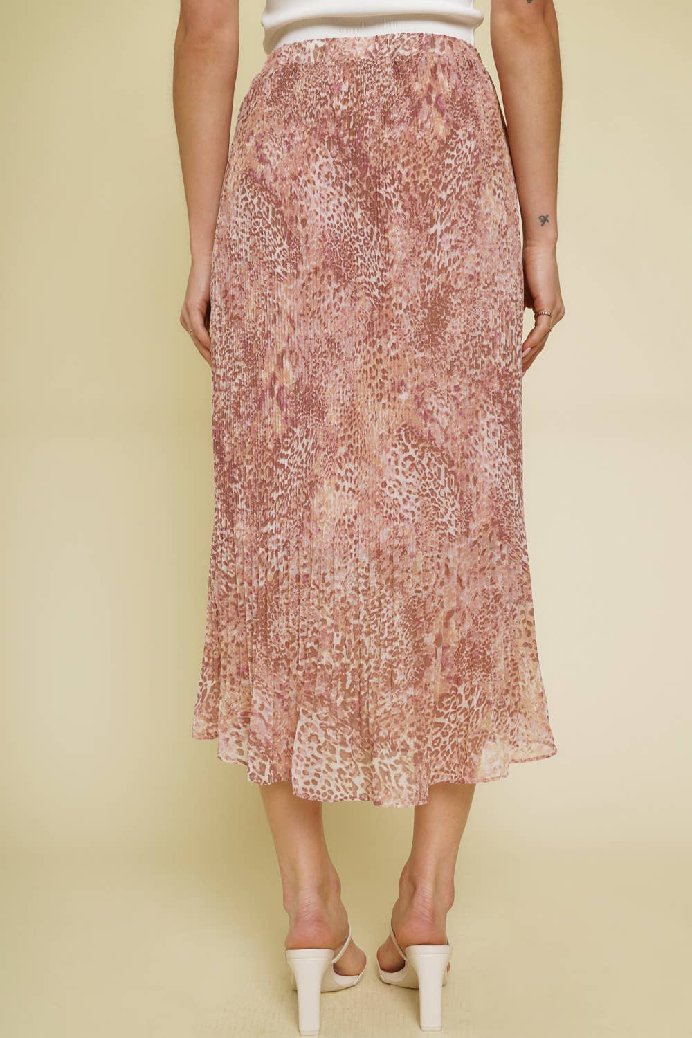 60009 Pleated Leo Print Skirt