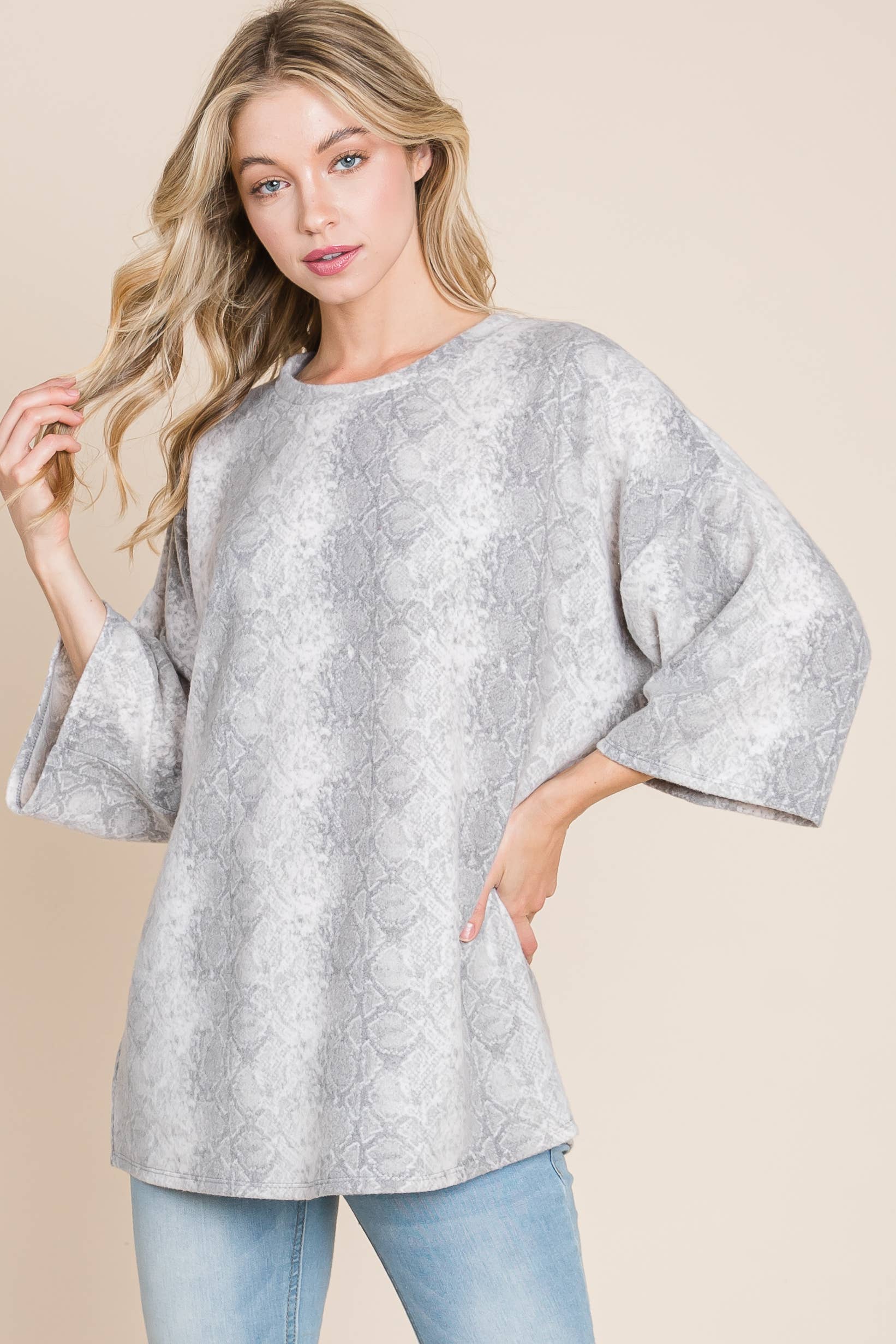 TL1224 BRUSHED KNIT SNAKESKIN TUNIC